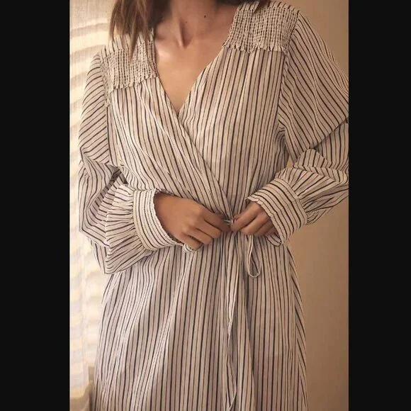 New (missing tie) Women's S By Anthropologie stripe lightweight robe